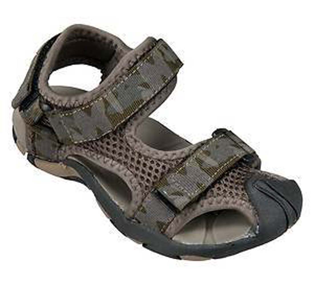 Kids clearance shoes Kids require new boys' shoes and girls' shoes frequently because their feet are constantly growing and their activities are always changing! Whatever the occasion may be, you'll be prepared and ready with a great pair of top-quality shoes for your little ones.
